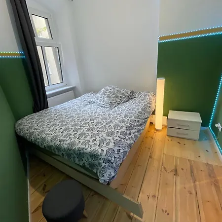 Проживание в семье The Cozy Берлин