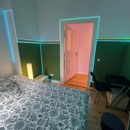 Проживание в семье The Cozy *